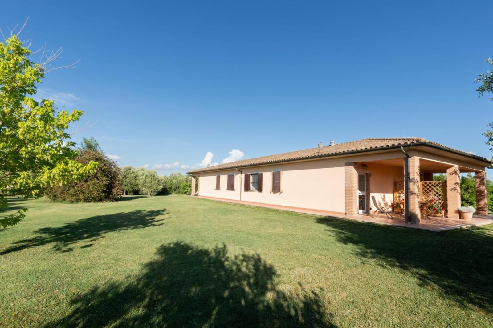 Agriturismo Lungo Albegna Manciano Exteriör bild